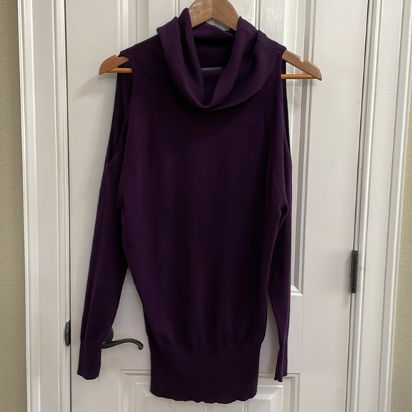 💜The Limited purple cold shoulder cowl neck sweater. S - Picture 4 of 8